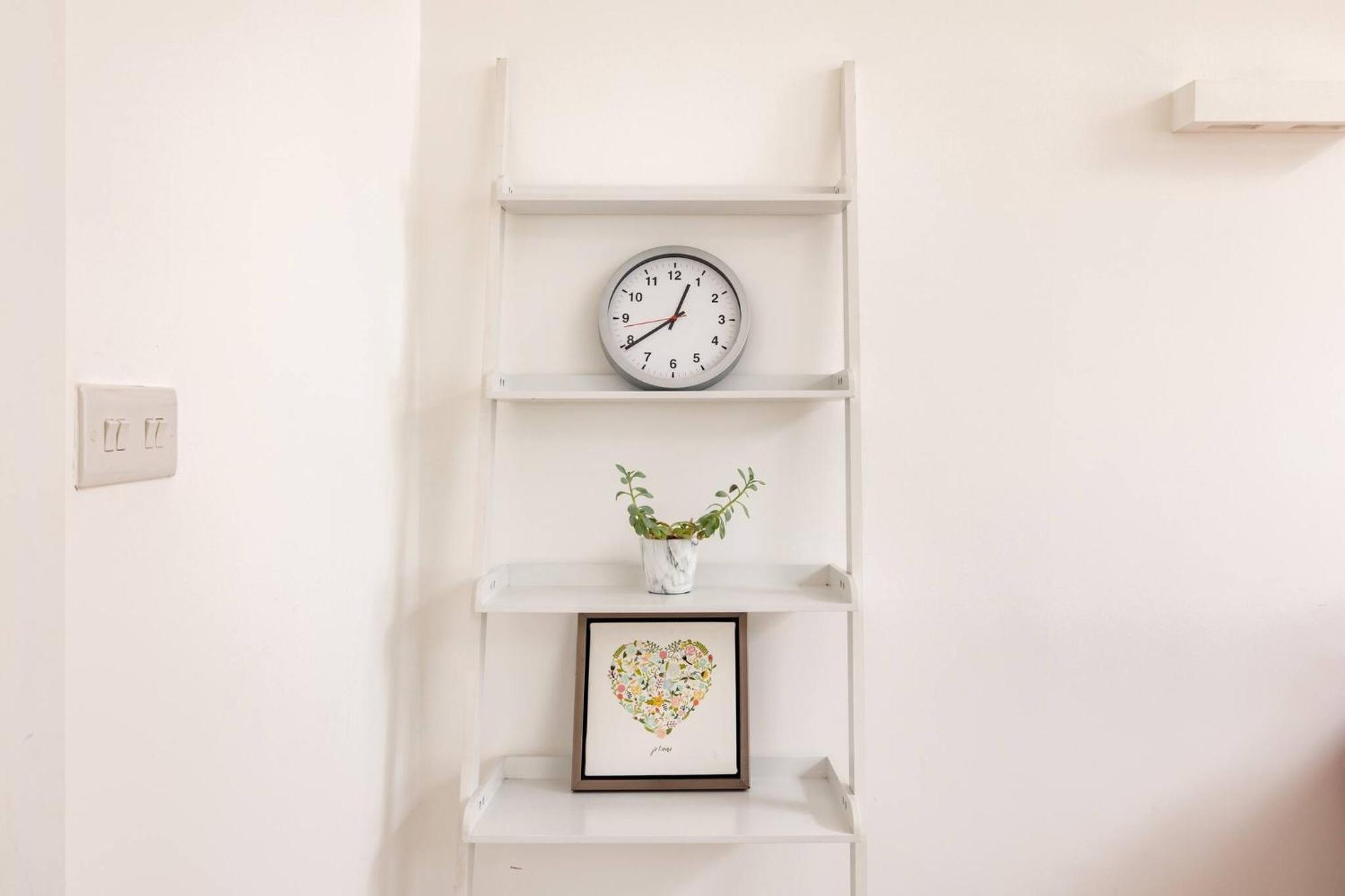 Wild Roses Serviced - Borough Apartamento *